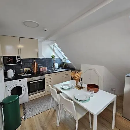 West Kensington Bright Flat Apartment London Exterior photo