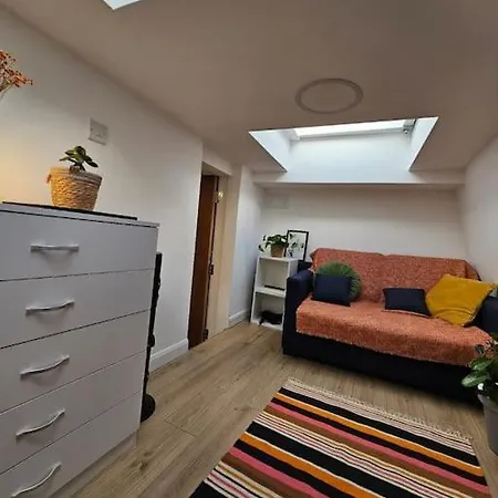 West Kensington Bright Flat Apartment London Exterior photo